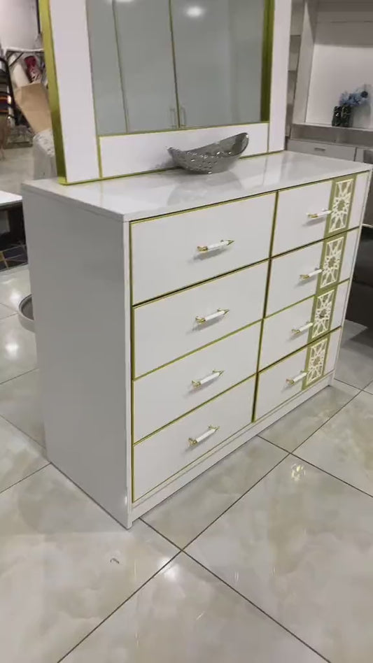 Chambre a Coucher blanc & doré